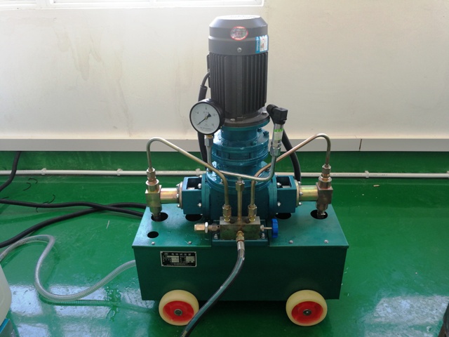 2D-SY型立式电动试压泵